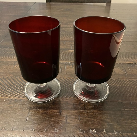 Vintage Luminarc Cavalier Ruby red 8oz glass - Picture 3 of 3